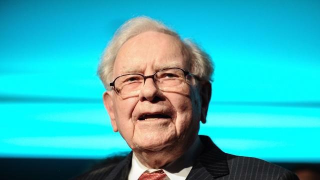 Năm mới, áp dụng ngay 5 bí quyết của huyền thoại Warren Buffett để đầu tư ‘trăm trận trăm thắng’ 