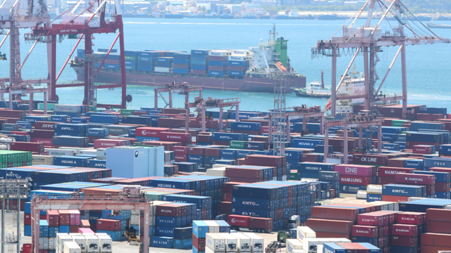 Nền kinh tế lớn thứ 4 châu Á 'nợ ngập đầu', người dân dặn lòng phải thắt lưng buộc bụng 