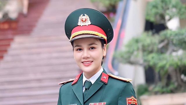 Nữ diễn viên chuyên trị vai khổ trên sóng giờ vàng VTV, U40 là Thiếu tá Quân đội, có chồng Trung tá, Phó Giám đốc nổi tiếng