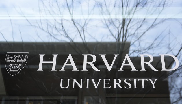 Nóng: Mỹ sẽ tạm dừng phỏng vấn visa du học, rà soát mạng xã hội của ứng viên