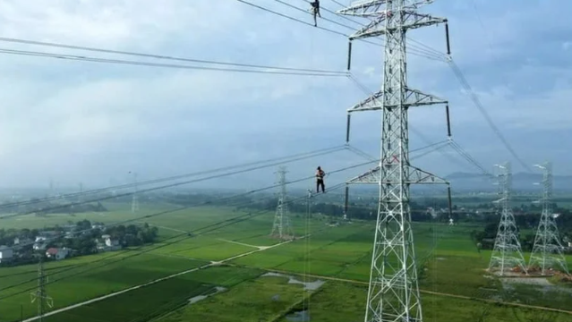 Nền kinh tế số 1 Đông Nam Á bạo chi gần 35 tỷ USD mở rộng lưới điện quốc gia, quyết tự cung tự cấp thiết bị điện