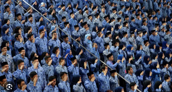 Nền kinh tế lớn nhất Đông Nam Á tính nâng tuổi nghỉ hưu lên 70, gây tranh cãi nảy lửa