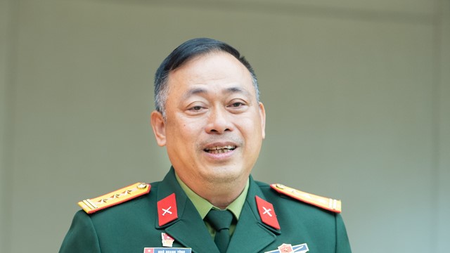 Nam BLV nổi tiếng cả nước là con trai huyền thoại Thể Công, U60 mang quân hàm Thượng tá, chức Phó Giám đốc 