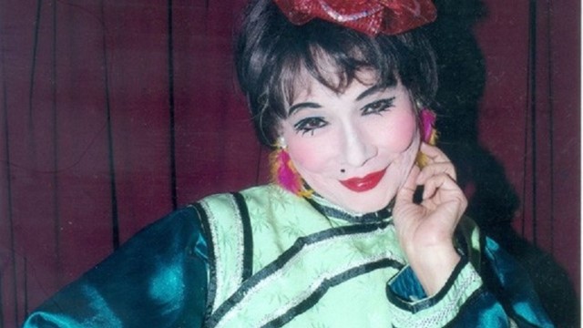 Nữ nghệ sĩ là 'quái kiệt' sân khấu cải lương đi diễn từ năm 4 tuổi, chồng xuất gia một mình bươn chải, U80 sống trong căn nhà 20m2 cùng 2 con và 4 cháu