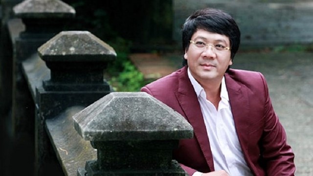 Tiến sĩ, NSND vừa được Bộ Văn hóa bổ nhiệm chức Giám đốc Học viện: Sở hữu giọng trầm 'hay nhất Việt Nam', U50 hạnh phúc bên vợ đồng môn cùng 2 con gái