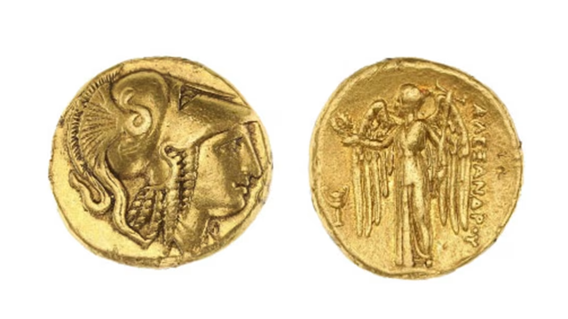 Phát hiện kho báu 1.000 đồng vàng hơn 90 tỷ đồng giấu trong bức tường phòng chứa đồ