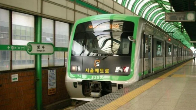 Tuyến tàu điện ngầm đông nhất Seoul bị 'ném đá' vì điều hòa, nhận hơn 280.000 đơn khiếu nại