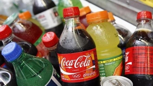 Nền kinh tế số 1 Đông Nam Á bất ngờ hoãn áp thuế đồ uống có đường, tham vọng đạt doanh thu gần 6.100 tỷ đồng ‘đổ sông đổ bể’?