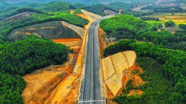 Cao tốc trọng điểm vùng Tây Nguyên bầu Hiển vừa trúng thầu, đi qua ngôi chùa Sơn Tùng M-TP từng xuất hiện