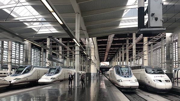 Siêu dự án đường sắt cao tốc huyết mạch dài 500km nối hai trung tâm kinh tế lớn: Vận tốc 350km/h, vốn đầu tư 600.000 tỷ đồng