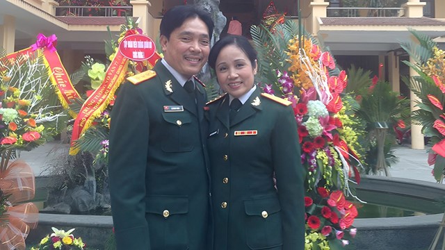 Nam NSƯT chuyên đóng vai đểu trên VTV, ngoài đời lấy vợ Đại tá quân đội, NSND nổi tiếng cả nước, 2 con đều công tác trong ngành