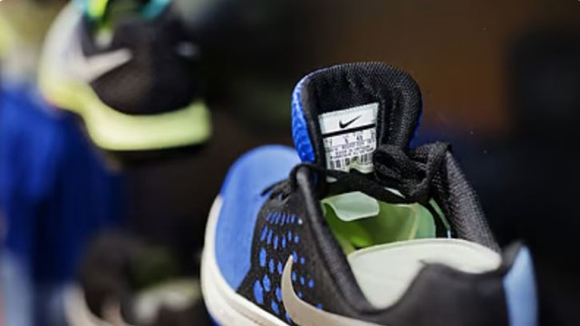 Cổ phiếu Nike tăng vọt, chứng khoán Mỹ lập đỉnh sau tuyên bố của ông Trump về Việt Nam