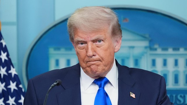 Nóng: Ông Trump tuyên bố mức thuế cao nhất có thể lên đến 70%, yêu cầu các quốc gia thanh toán từ 1/8