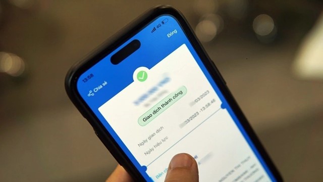 Mất 800 triệu đồng sau khi đồng ý kết bạn Zalo với người giao hàng Shopee