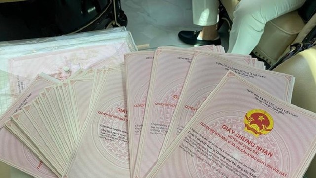 Hướng dẫn xin cấp sổ hồng tại UBND xã từ tháng 7/2025 đầy đủ, chi tiết nhất