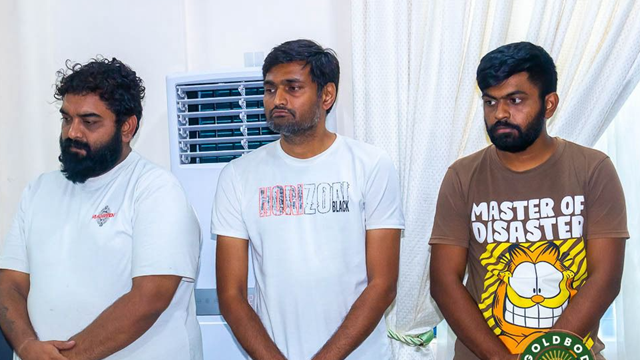 Đột kích nhà riêng của 3 người đàn ông khả nghi, tịch thu hơn 4 cân vàng, gần 5 tỷ đồng tiền mặt