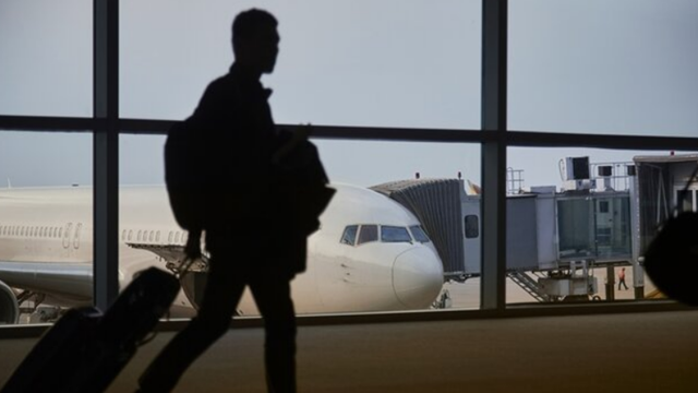 Hàng triệu người dân được khuyến cáo ở nhà, hạn chế ra ngoài: Chuyện gì đã xảy ra tại nền kinh tế lớn nhất thế giới?