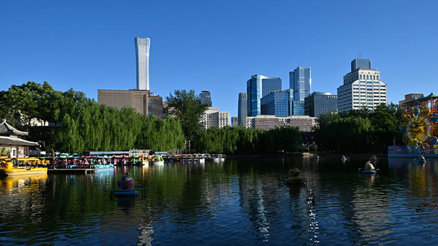 Nền kinh tế lớn thứ 2 thế giới lung lay: GDP quý II giảm tốc, thị trường bất động sản tiếp tục chìm trong khủng hoảng