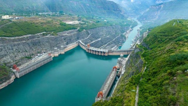 Di dời 180.000 người để xây dựng đập thủy điện có sức chứa gấp 1,3 lần thủy điện Hòa Bình, vốn đầu tư hơn 162.000 tỷ đồng