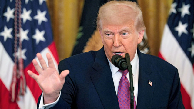 Nóng: Ông Trump nâng sàn thuế đối ứng lên 15%, thông báo lý do các nước bị áp 50% không thương lượng