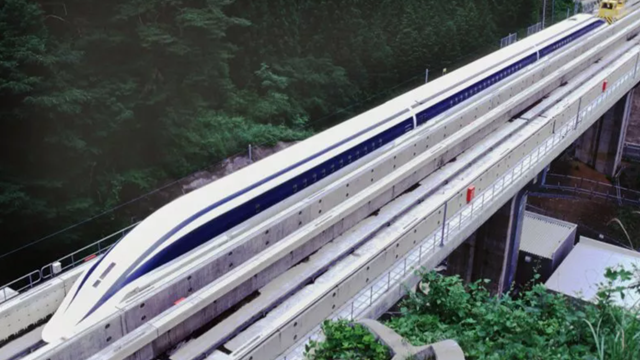 Hơn 680 tỷ đồng bị 'rút sạch', dự án tàu đệm từ nối hai thành phố lớn bị hủy bỏ 