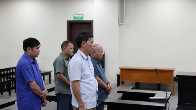 Tuyên án tù 2 cựu Phó Chủ tịch xã cùng cán bộ địa chính và phó trưởng thôn