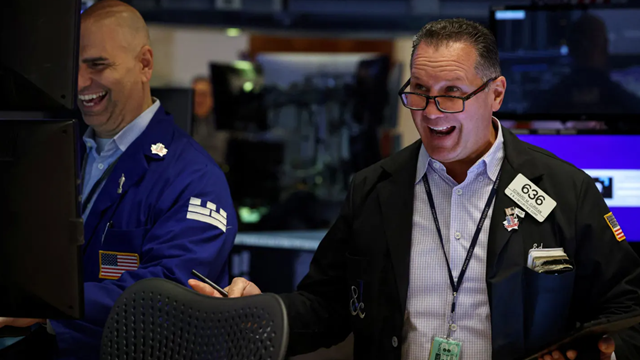 Phát biểu của Chủ tịch Fed thổi bùng thị trường: Dow Jones tăng hơn 800 điểm, Ether vượt đỉnh lịch sử