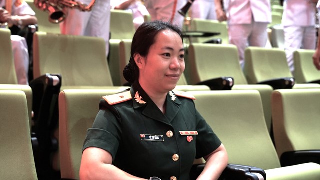 Chân dung nữ Trung tá vừa làm nên lịch sử của Vũ trụ Viettel, tuổi 40 là Giám đốc, được Chủ tịch nước phong tặng Anh hùng lực lượng vũ trang nhân dân