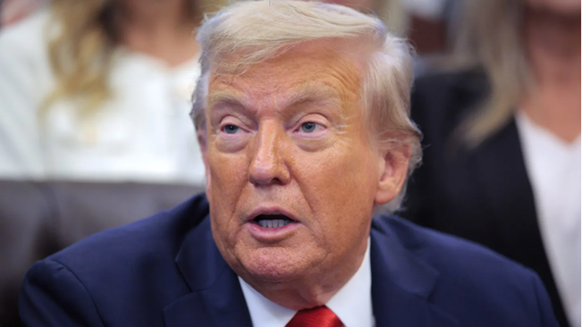 Kinh tế Mỹ lung lay: Lần đầu tiên người tìm việc nhiều hơn việc tìm người, thị trường lao động bên bờ khủng hoảng