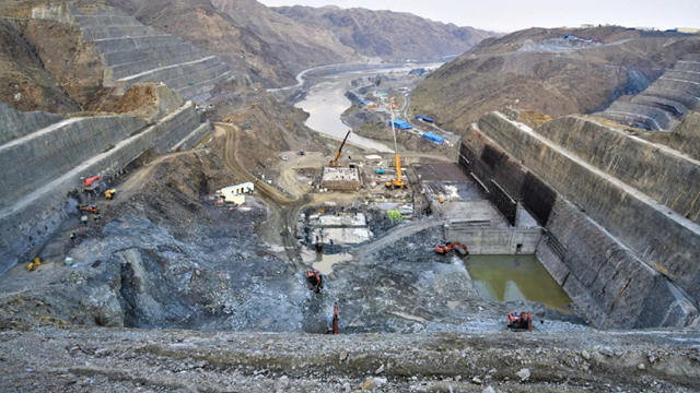 Chọn nhà thầu Trung Quốc cho dự án đập thủy điện có sức chứa 1,53 tỷ m3 nước cao hơn 200m, dự kiến hoàn thành cuối năm nay 