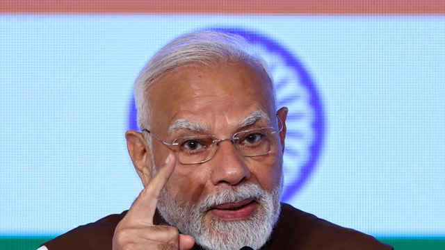 Quốc gia châu Á cứng rắn không nhượng bộ Mỹ, Thủ tướng kêu gọi người dân mua hàng nội địa