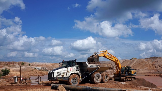 Đột ngột dừng 190 dự án khai thác khoáng sản, chuyện gì xảy ra ở nền kinh tế số 1 Đông Nam Á?