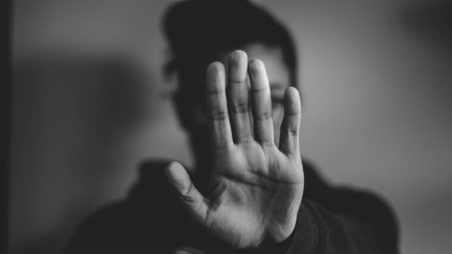 HoSE đình chỉ giao dịch hơn 1,2 tỷ cổ phiếu Bamboo Capital và Tracodi