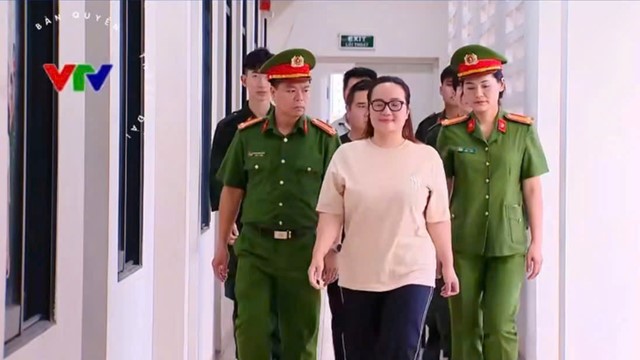 Bắt tạm giam Hoàng Hường