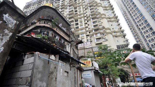 Chủ ngôi nhà 300m2 không chịu di dời dù được chủ đầu tư bồi thường hơn 70 tỷ đồng, tuyên bố phải nhận đủ 1.000 tỷ mới rời đi