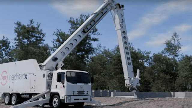 Chế tạo thành công robot xây nhà có tầm với 32m, xếp dễ dàng 285 khối gạch/giờ: Giá bán hơn 130 tỷ đồng