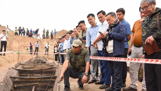 Hai thuyền cổ ở Bắc Ninh có từ thời Đông Sơn muộn?