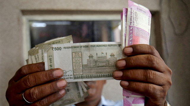 Dòng vốn ngoại ồ ạt chảy vào nền kinh tế số 5 thế giới, chuyện gì xảy ra?