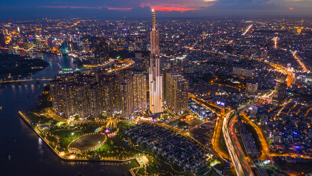 Việt Nam vô địch tăng trưởng kinh tế Đông Nam Á, Indonesia hả hê vượt mặt Trung Quốc