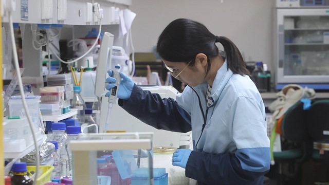 76 nhà khoa học dưới 60 tuổi qua đời, người trẻ nhất mới tròn 33