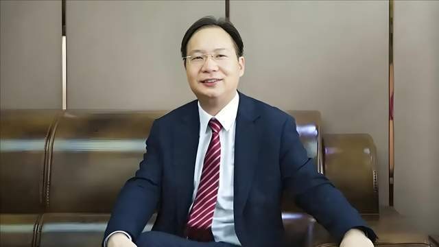 Từng xây Tháp Minh Châu, nay thành con nợ nghìn tỷ: Cú rơi đau đớn của ông trùm xây dựng Trung Quốc