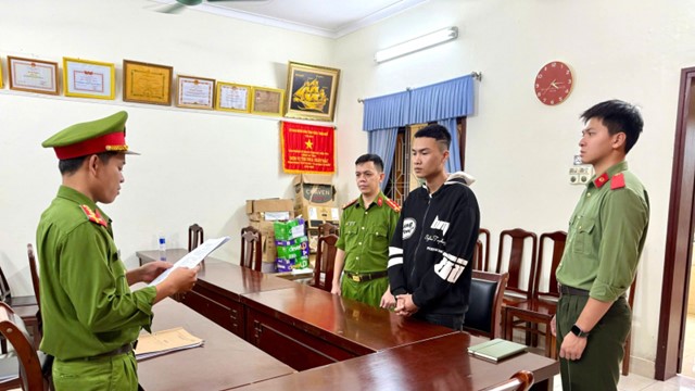 Bắt tài xế Hồ Thúc Minh Tiến sinh năm 2003