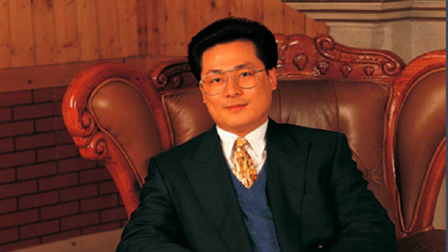 Đại gia từng là 'thần đồng kinh doanh' lẫy lừng, bị tuyên án tử, xin nộp 183.000 tỷ vẫn không thể mua lại mạng sống