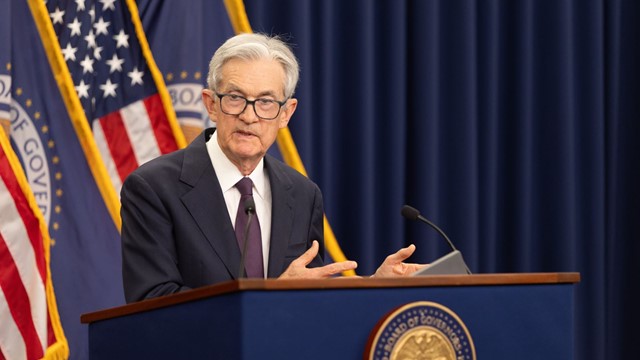 Fed hạ lãi suất 0,25%, phát tín hiệu thận trọng về khả năng tiếp tục nới lỏng