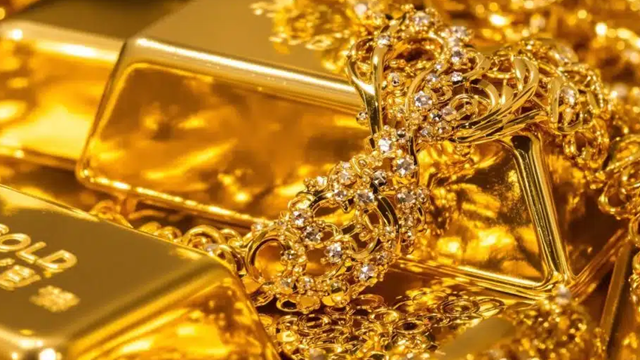 Giá vàng hôm nay 12/12: Giao dịch quanh 4.280 USD/ounce, hưởng lợi từ triển vọng Fed giảm lãi suất năm tới