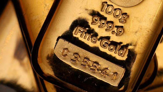 Giá vàng hôm nay 24/12: Lập kỷ lục chưa từng có trong lịch sử, vượt mốc 4.500 USD/ounce