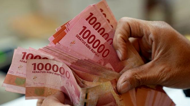 Nền kinh tế lớn nhất Đông Nam Á chi hơn 48.000 tỷ đồng cho hơn 33 triệu hộ gia đình đón Tết ấm no, ngày nghỉ vẫn phát tiền cho dân