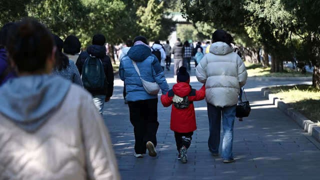 Nền kinh tế lớn thứ 2 thế giới đối mặt bài toán 'sinh tử', Chính phủ nỗ lực giải cứu trong vô vọng