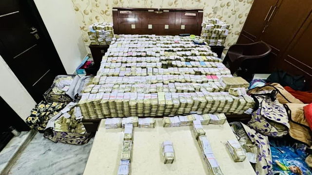 Thu giữ khẩn cấp 'núi tiền mặt' hơn 2 tấn, trị giá 285 tỷ đồng của thợ đóng giày 