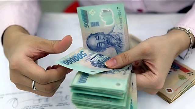 Dược sĩ của hệ thống nhà thuốc nổi tiếng nhận thưởng Tết cao nhất 127 triệu đồng